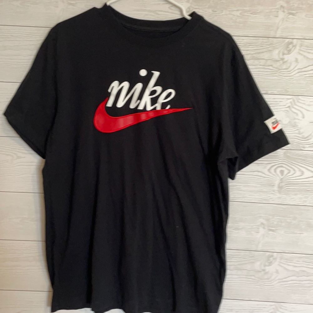 Men’s Nike Tshirt (M/L) black